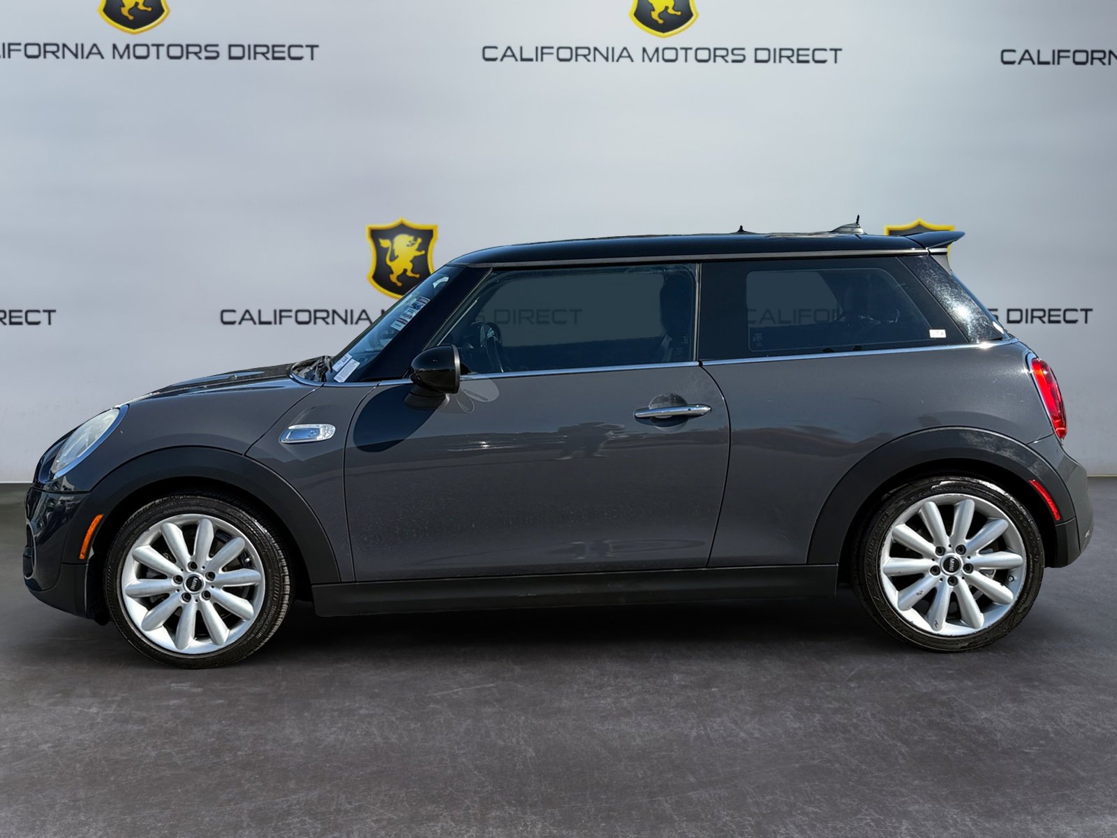 Used 2014 MINI Cooper S image 2
