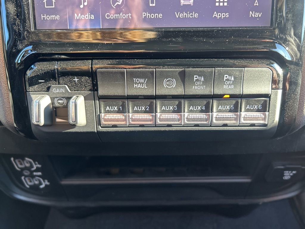 New 2026 RAM 3500 Tradesman AWD/4WD image 24