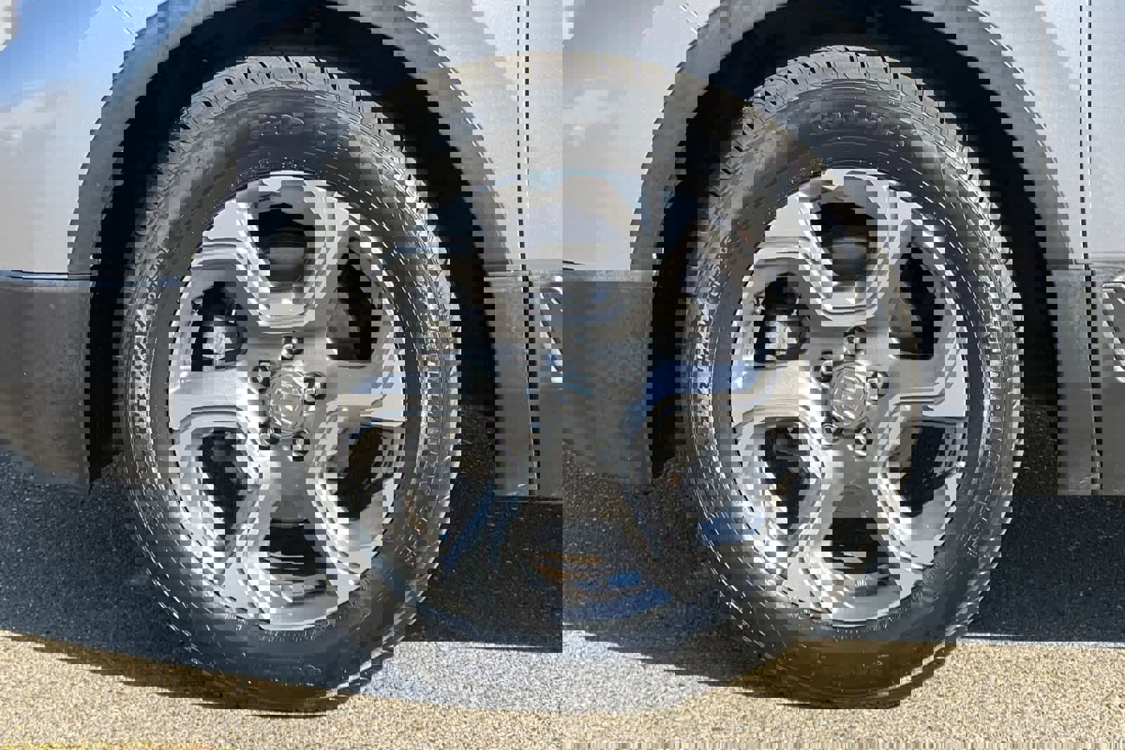 Used 2018 Honda CR-V EX image 31