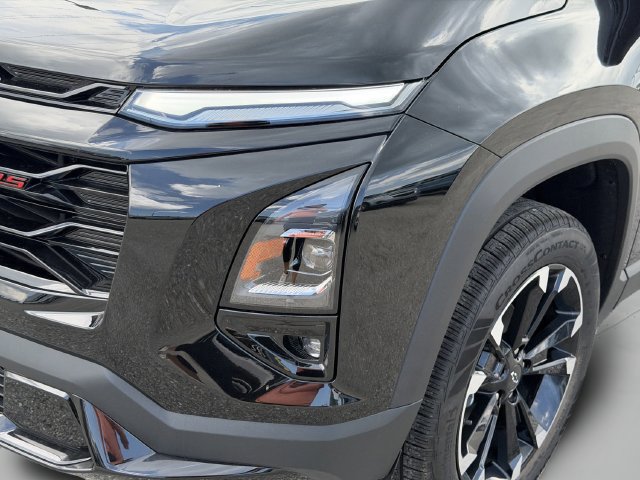 New 2027 Chevrolet Equinox RS w/ Safety and Technology Package FWD image 13