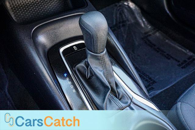 Used 2025 Toyota Corolla LE FWD image 30