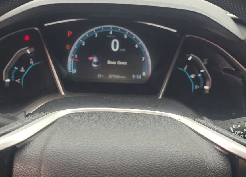 Used 2018 Honda Civic EX image 2