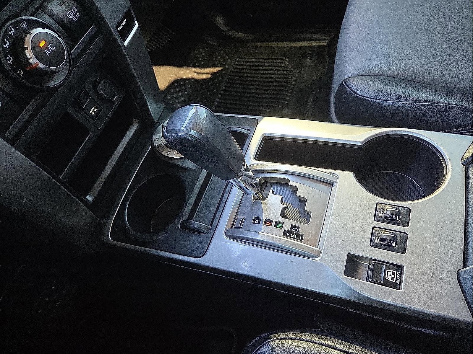 Used 2021 Toyota 4Runner SR5 Premium image 25