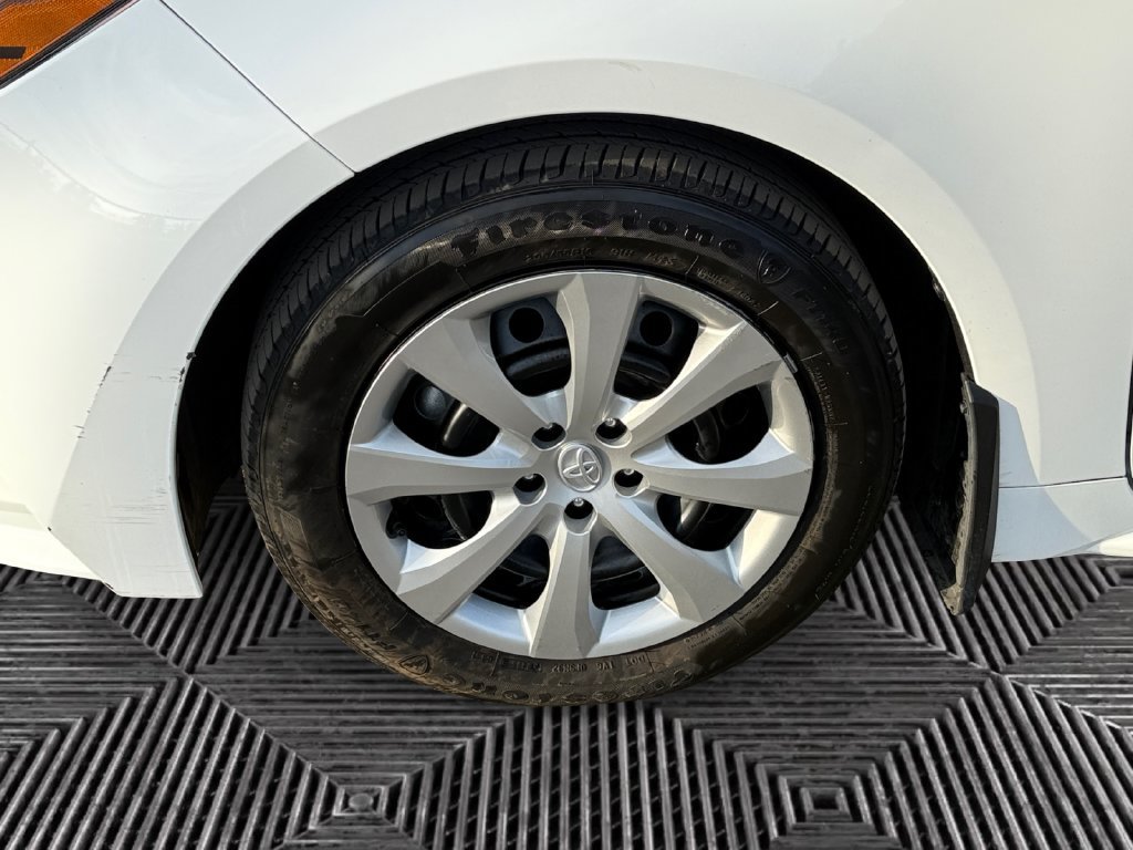 Certified 2025 Toyota Corolla LE FWD image 14