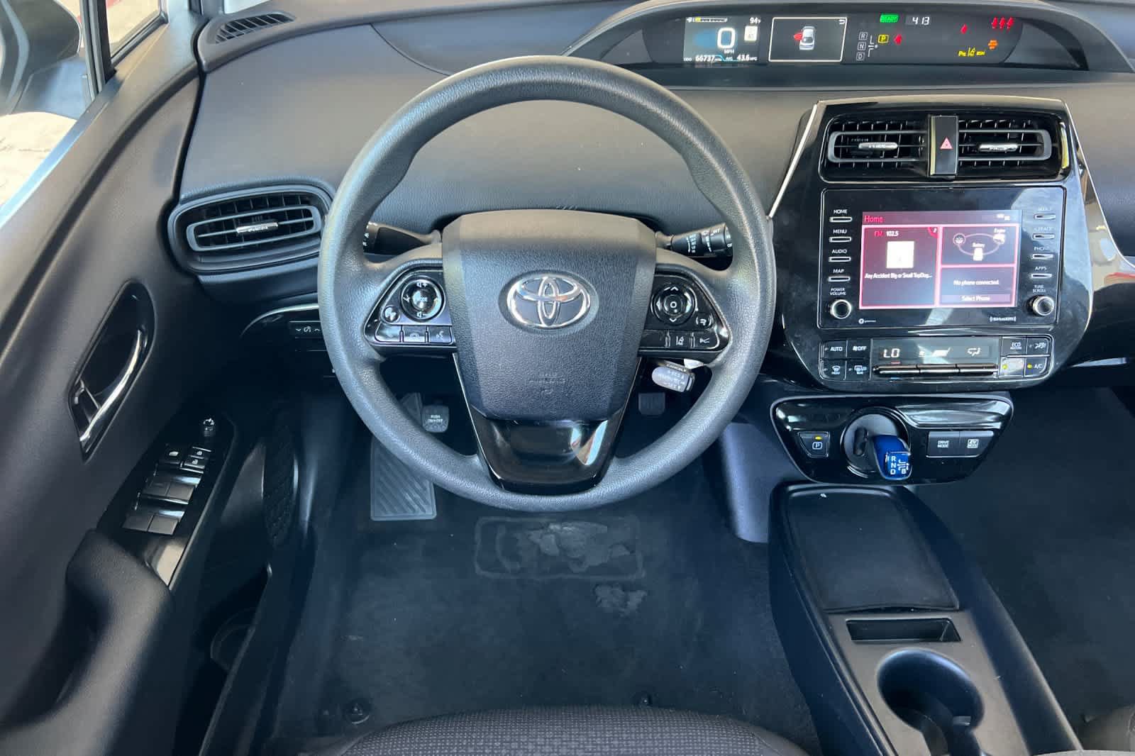 Used 2021 Toyota Prius LE FWD image 14