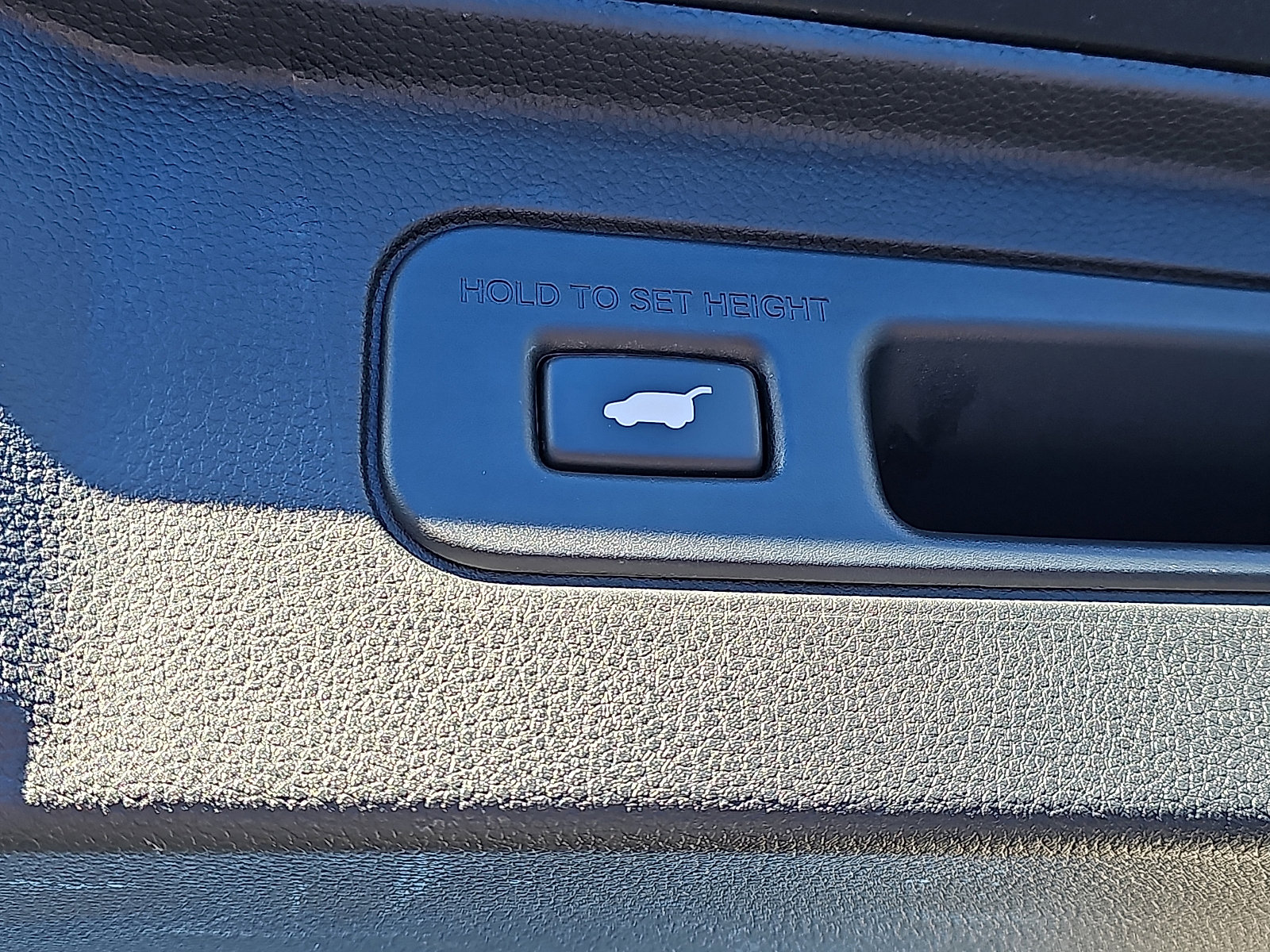 Used 2023 Honda Pilot Touring image 34