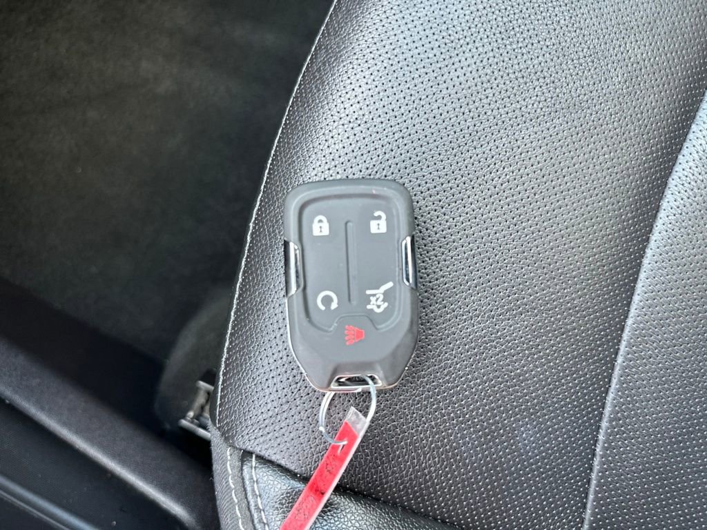 Used 2024 GMC Terrain SLT image 28