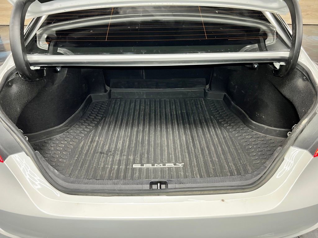 Used 2023 Toyota Camry XSE FWD image 22