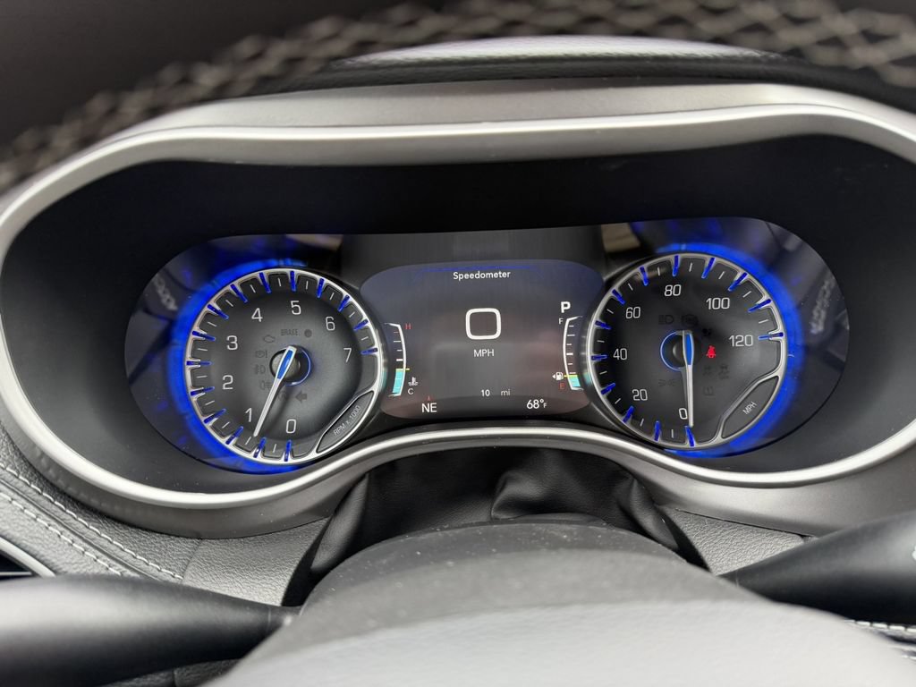 New 2026 Chrysler Pacifica Select w/ S Appearance Package FWD image 22