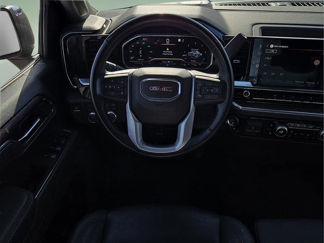 Used 2025 GMC Sierra 1500 SLT AWD/4WD image 18