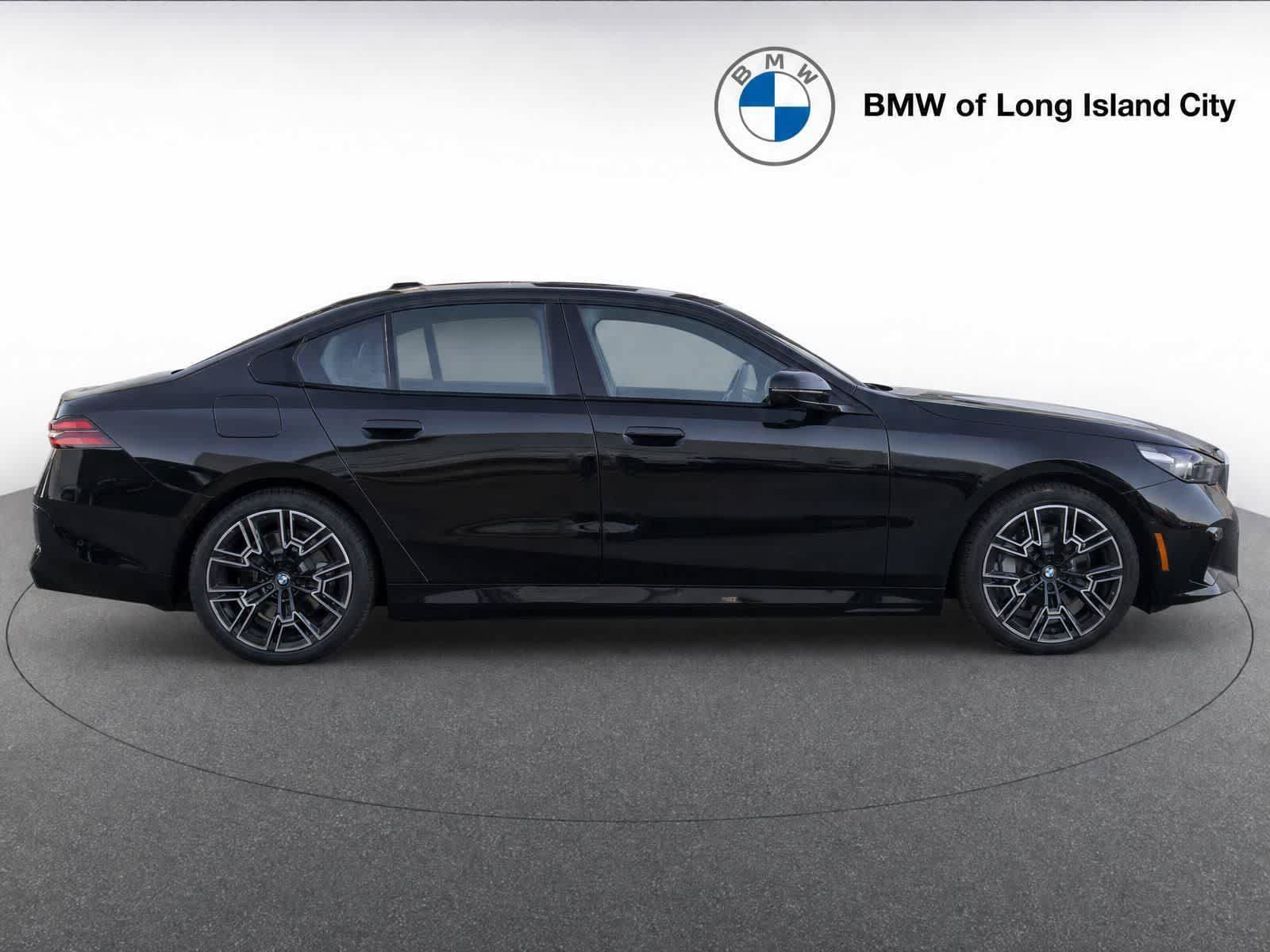 New 2027 BMW 530i xDrive w/ M Sport Package AWD/4WD image 8