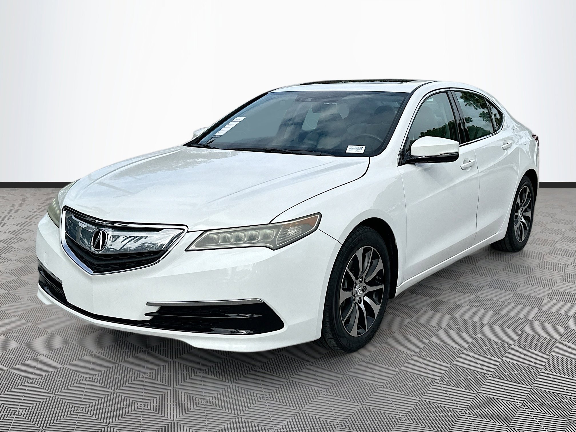 Used 2015 Acura TLX w/ Technology Package image 3