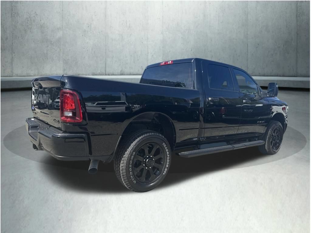 New 2026 RAM 3500 Big Horn AWD/4WD image 5