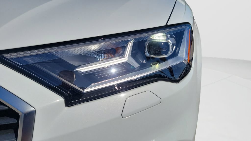 Used 2021 Audi Q7 3.0T Premium Plus w/ Executive Package image 25