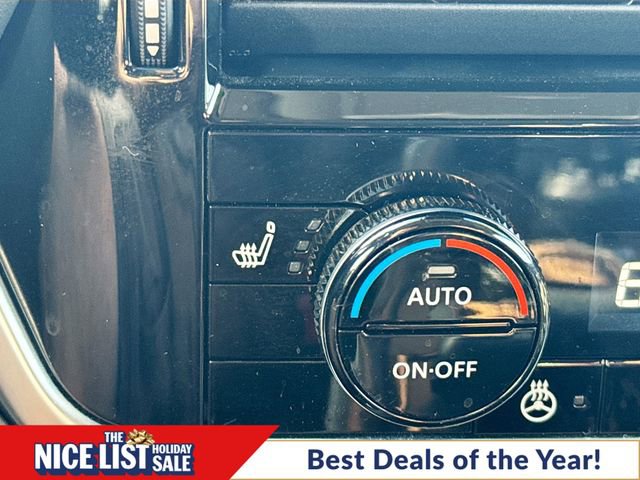 Used 2023 Nissan Rogue SL w/ SL Premium Package image 20