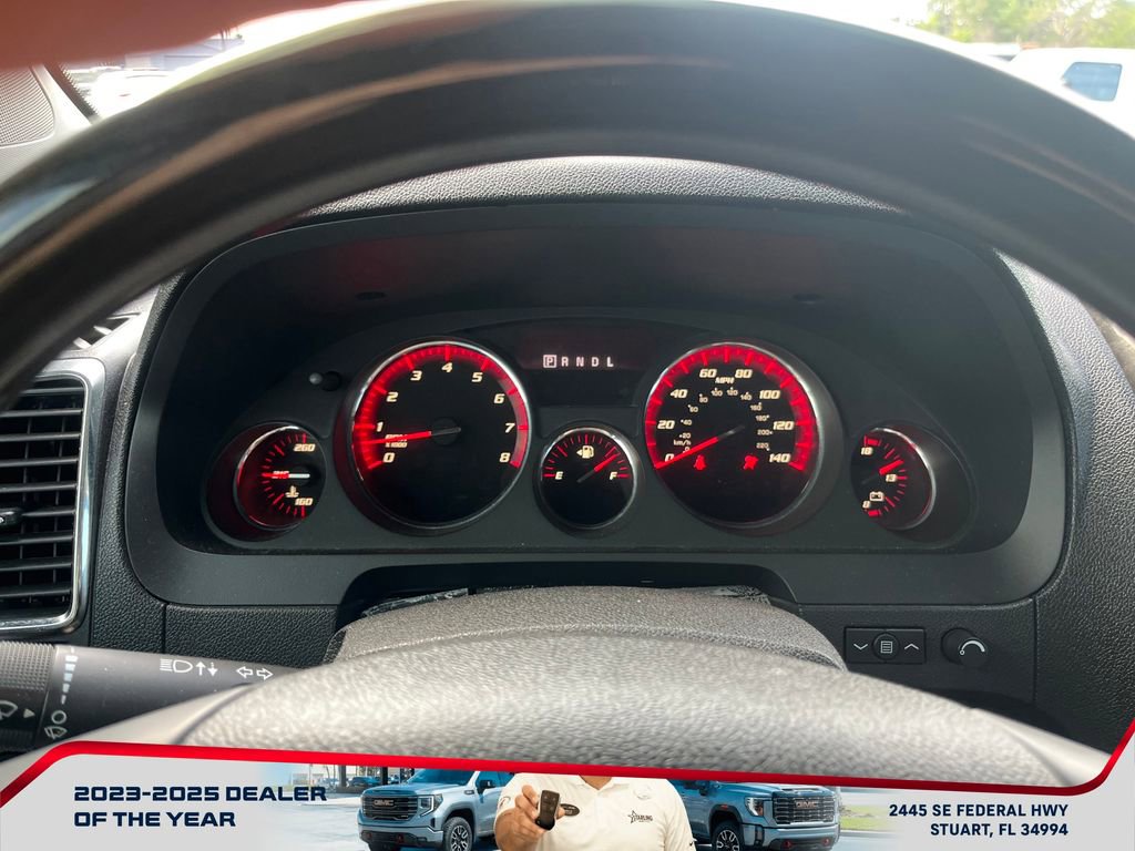 Used 2012 GMC Acadia Denali image 23