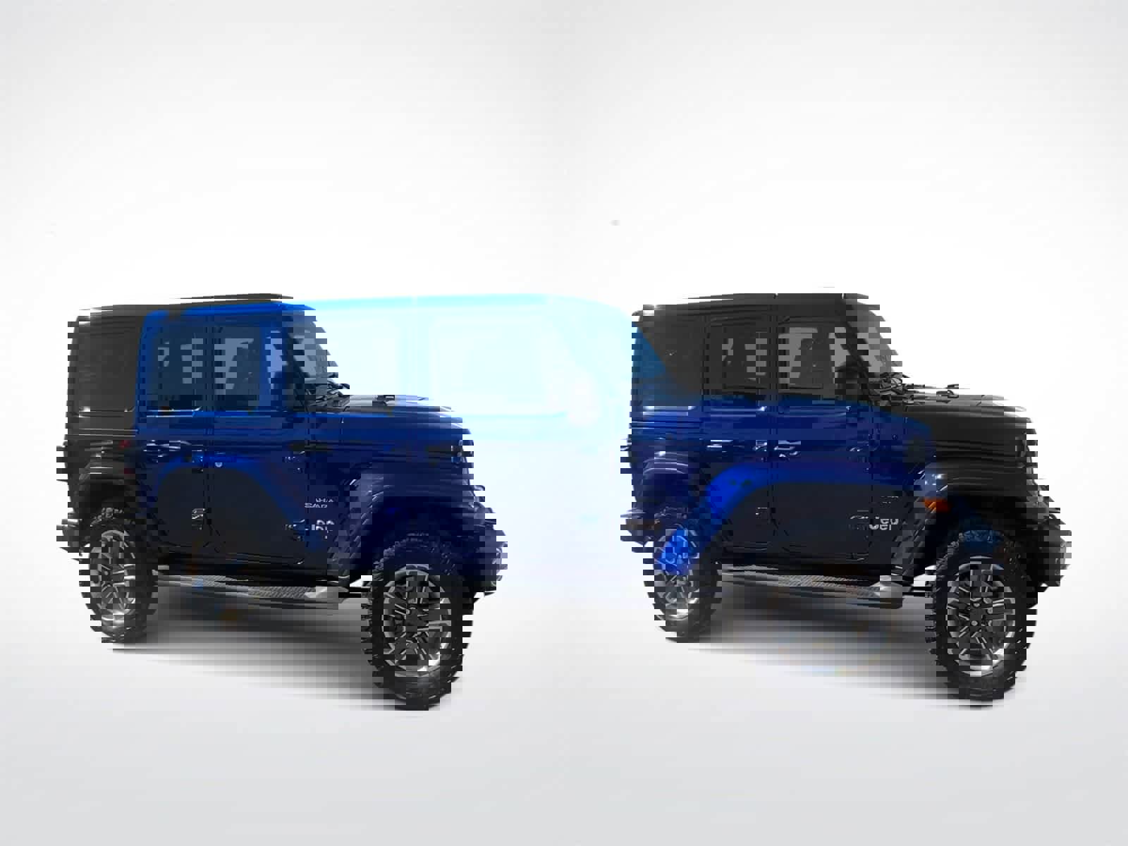 Used 2020 Jeep Wrangler Unlimited Sahara image 2