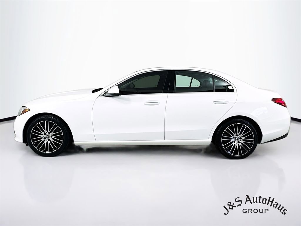Used 2023 Mercedes-Benz C 300 Sedan image 4