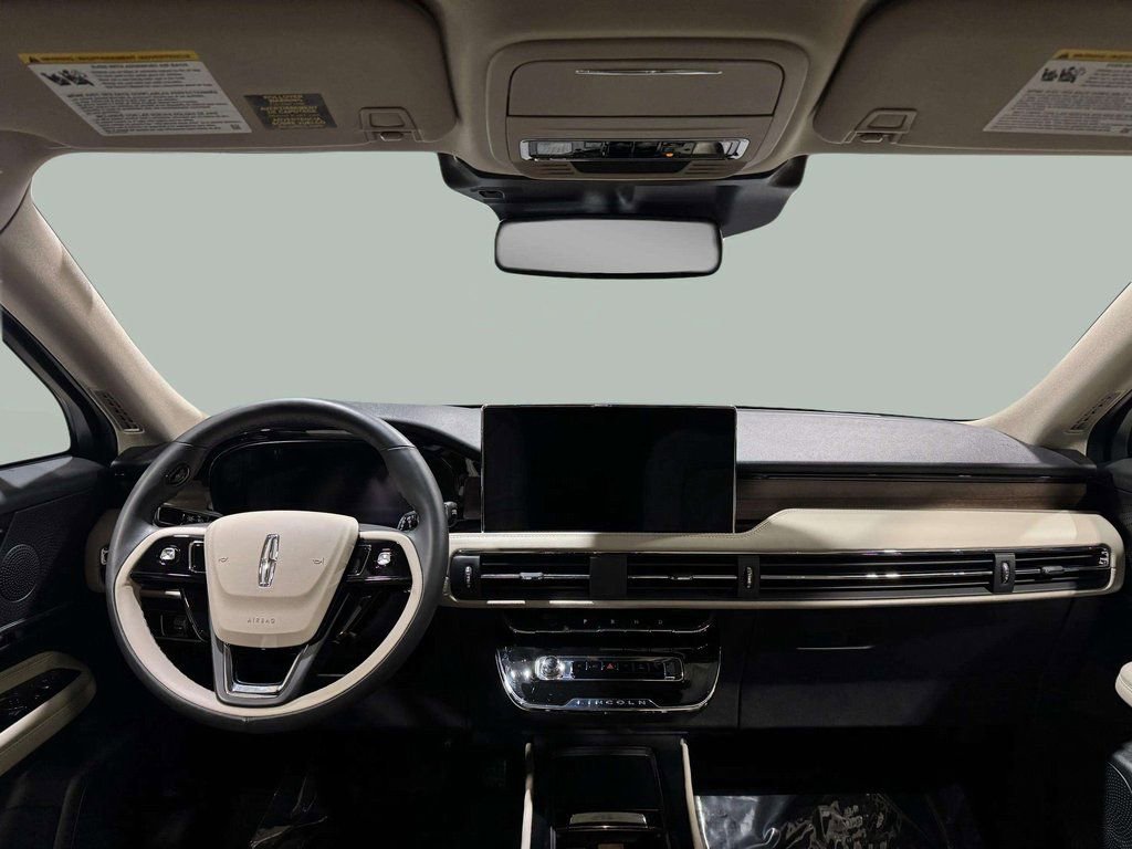 Used 2025 Lincoln Corsair Grand Touring image 20