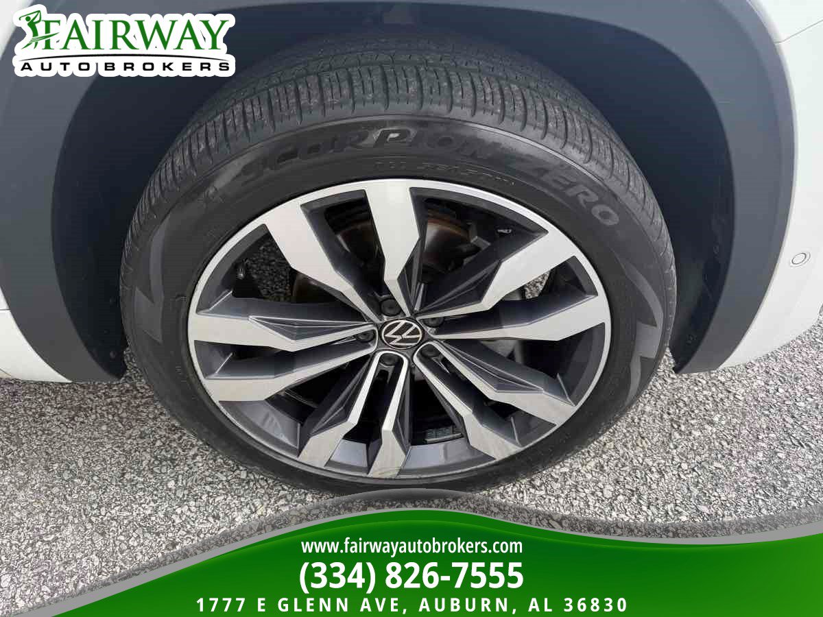 Used 2021 Volkswagen Atlas Cross Sport SEL Premium R-Line AWD/4WD image 30