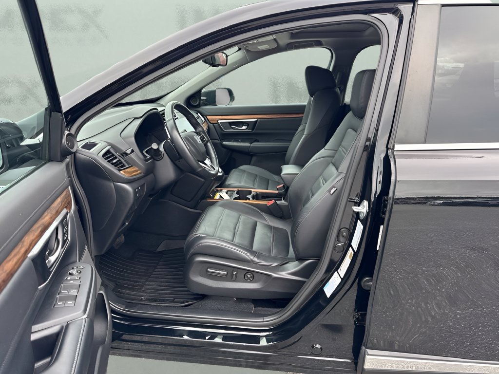 Used 2022 Honda CR-V Touring image 9