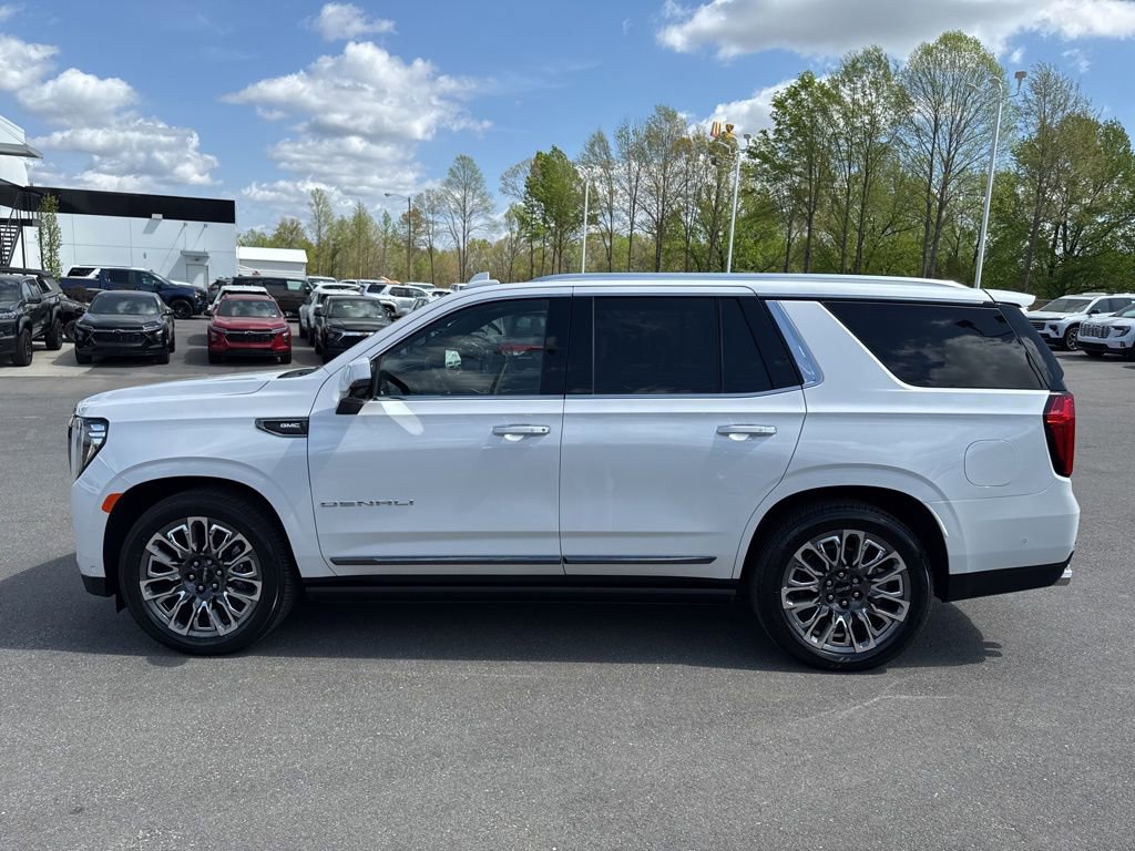 Used 2023 GMC Yukon Denali Ultimate image 2