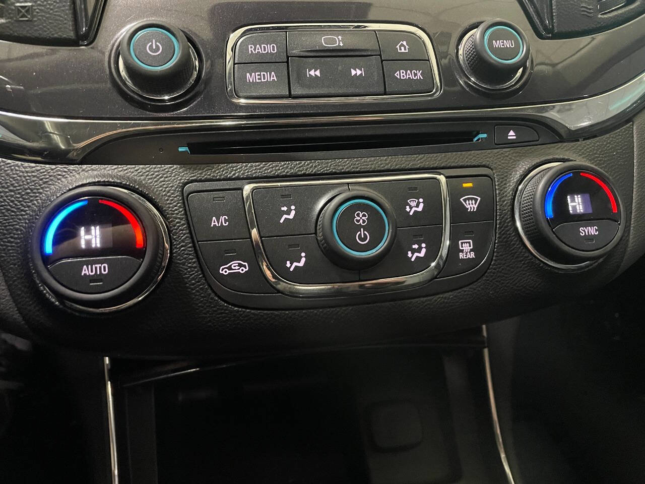Used 2014 Chevrolet Impala LT image 36