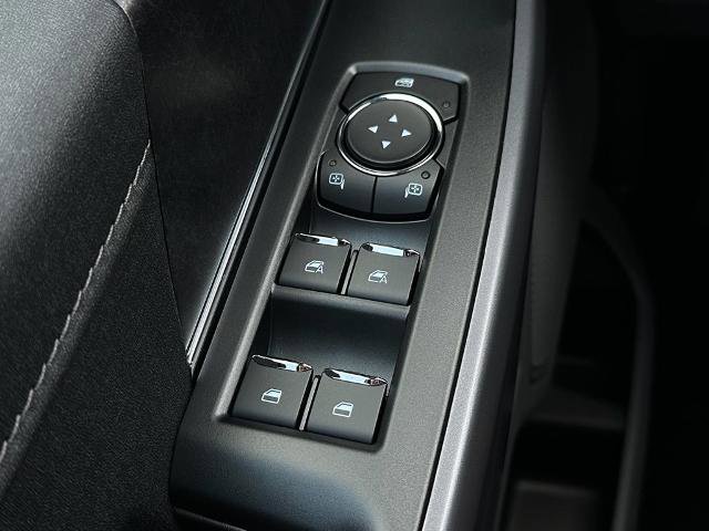 New 2025 Ford F150 Lightning XLT image 28