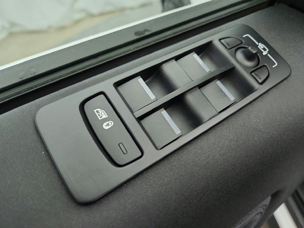 Used 2020 Land Rover Discovery Sport S AWD/4WD image 24