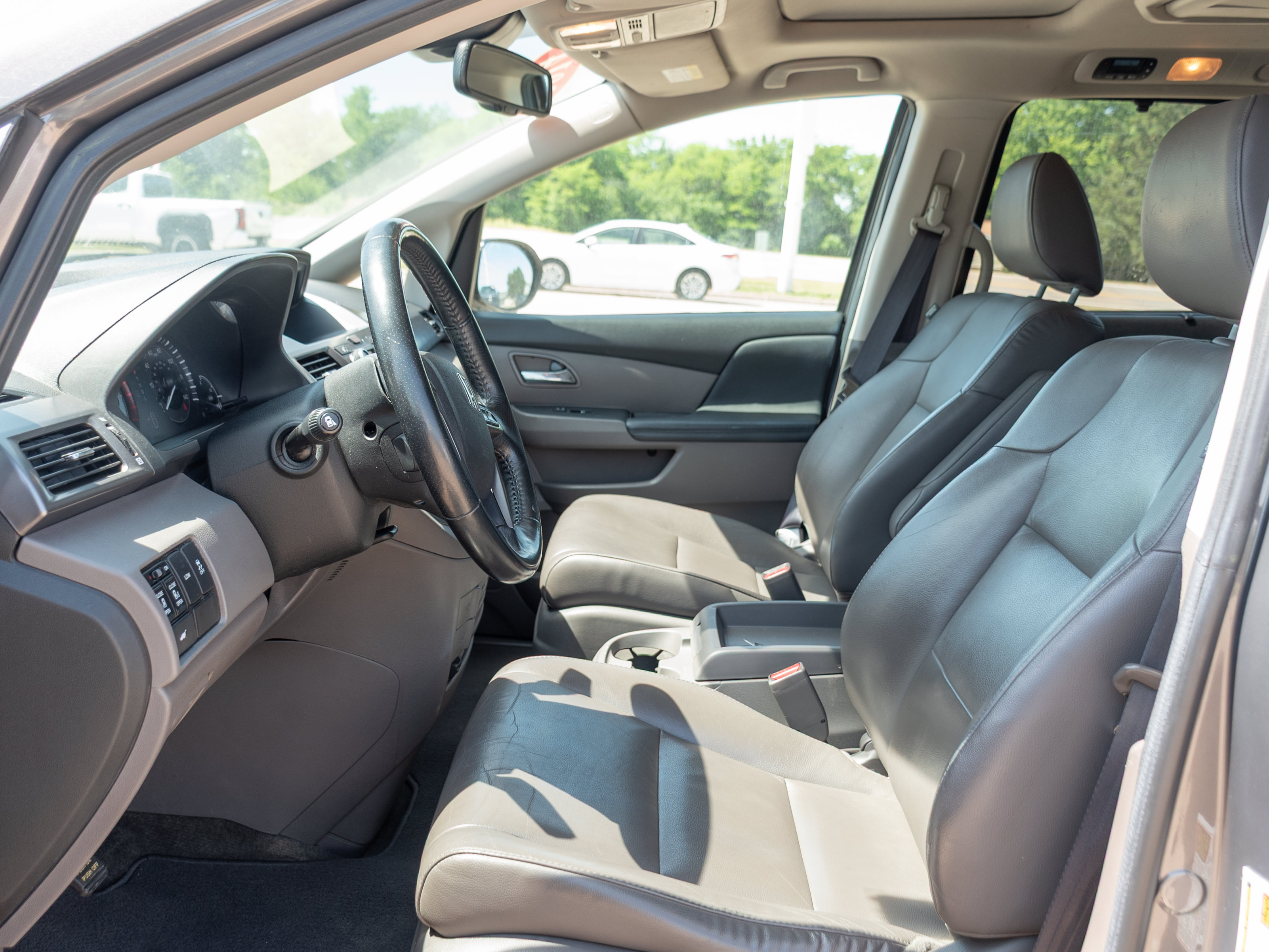 Used 2014 Honda Odyssey EX-L image 7