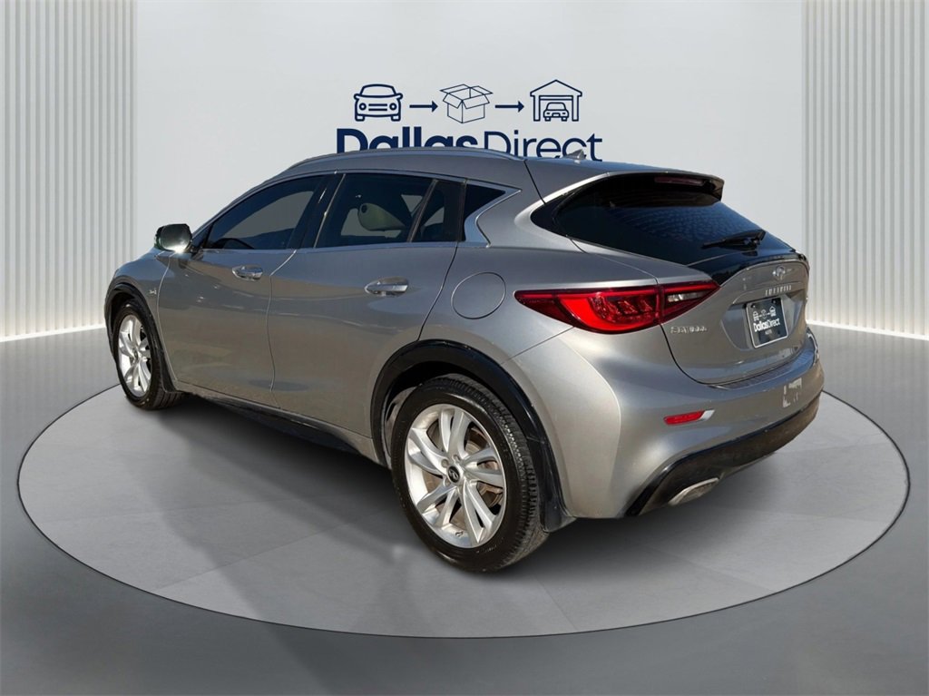 Used 2017 INFINITI QX30 Premium w/ Cargo Package image 7