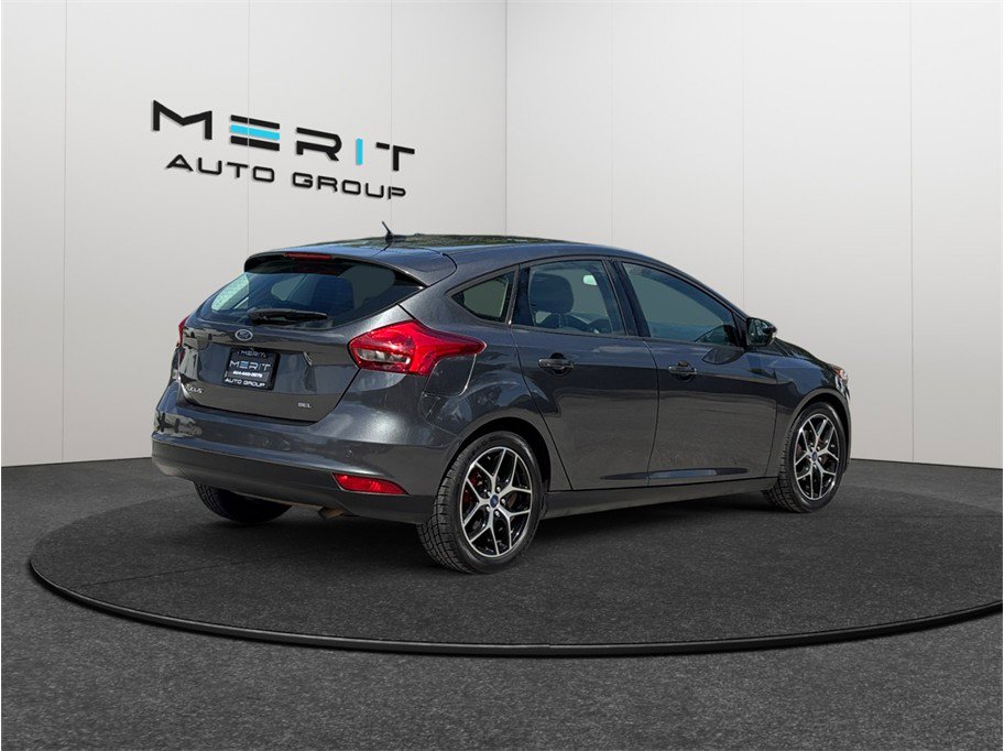 Used 2017 Ford Focus SEL FWD image 9