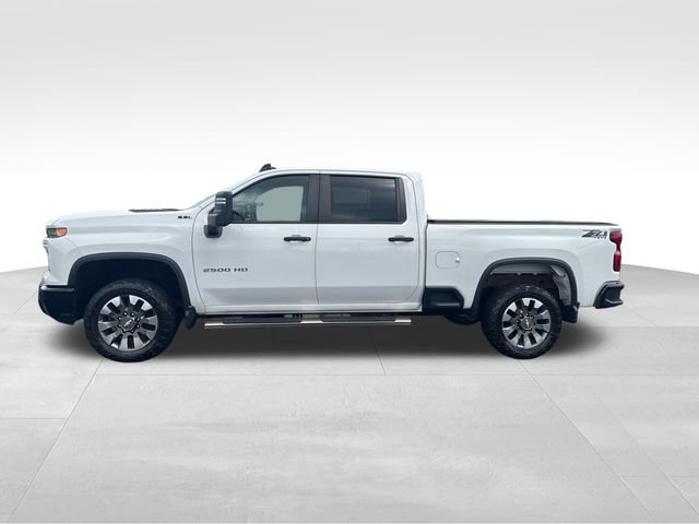 Used 2024 Chevrolet Silverado 2500 Custom w/ Custom Convenience Package AWD/4WD image 2