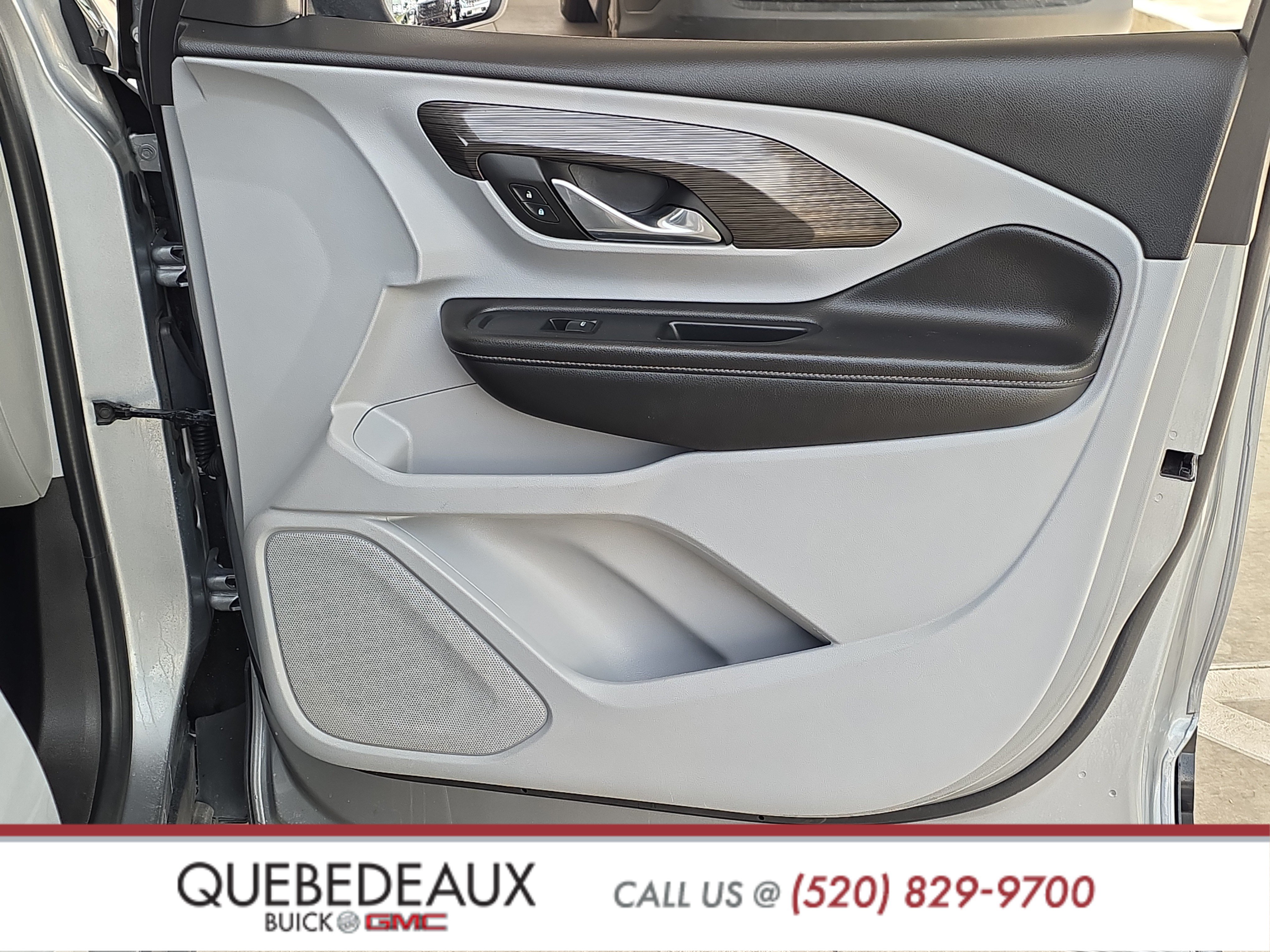 Used 2024 GMC Terrain SLE FWD image 28