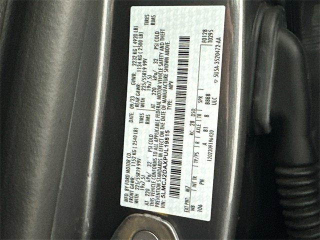 Used 2023 Lincoln Corsair Reserve image 34