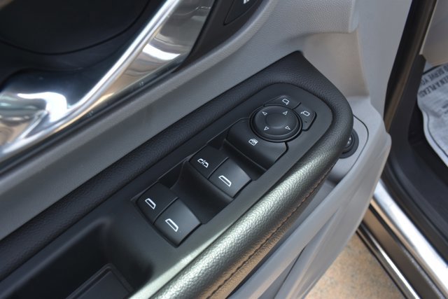 Used 2019 GMC Terrain SLT w/ Preferred Package AWD/4WD image 14