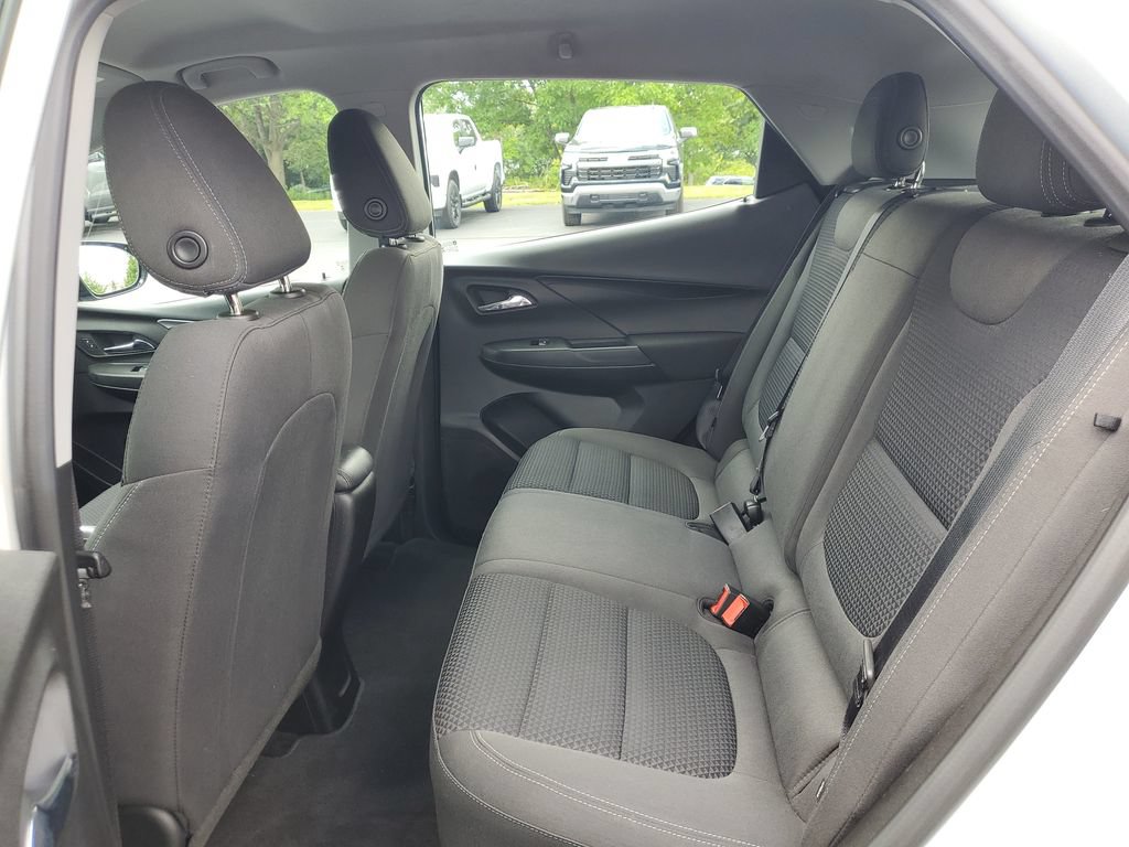 Used 2023 Chevrolet Bolt LT FWD image 26