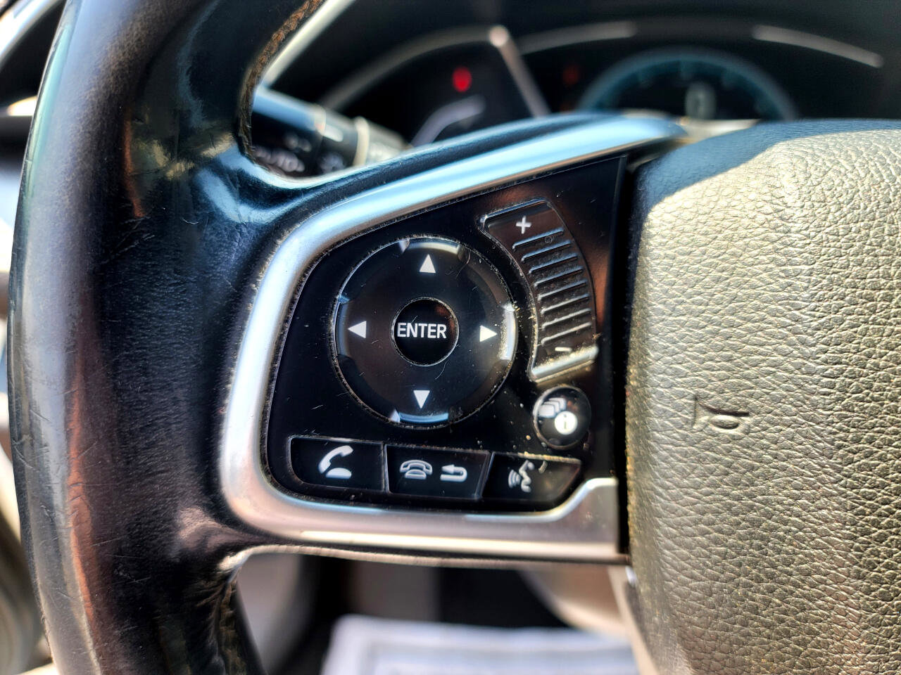 Used 2017 Honda Civic EX-L image 15