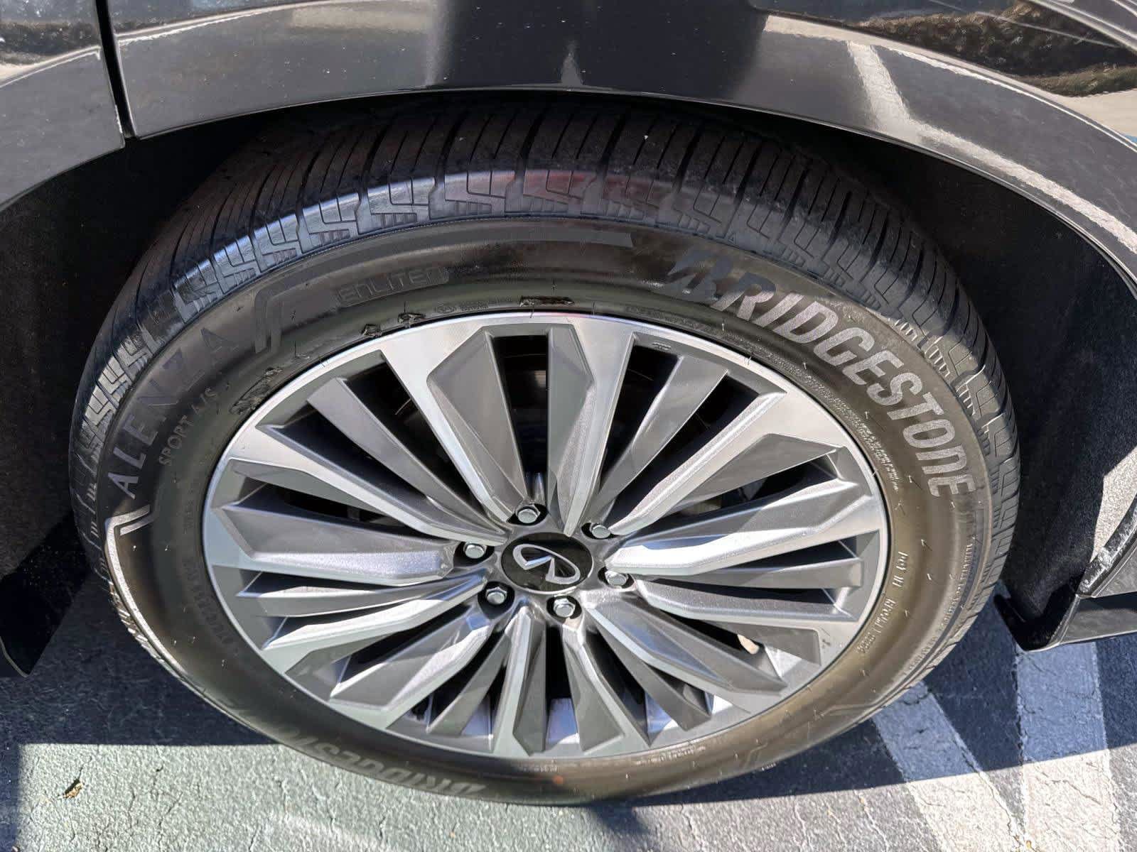 Certified 2025 INFINITI QX80 Sensory AWD/4WD image 30