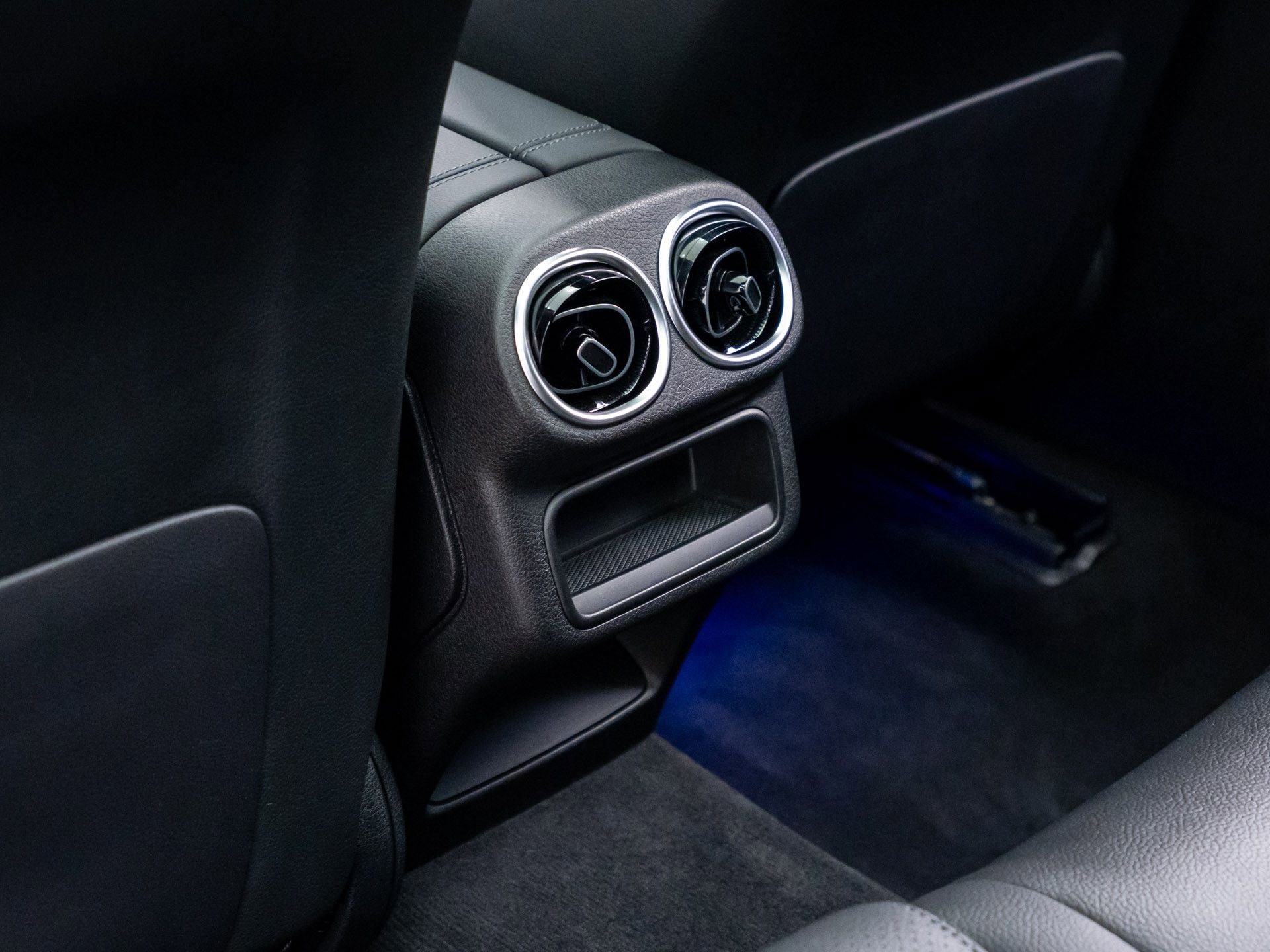 Used 2024 Mercedes-Benz GLC 300 4MATIC image 21