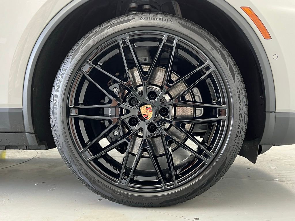 New 2026 Porsche Macan 4S Electric image 27