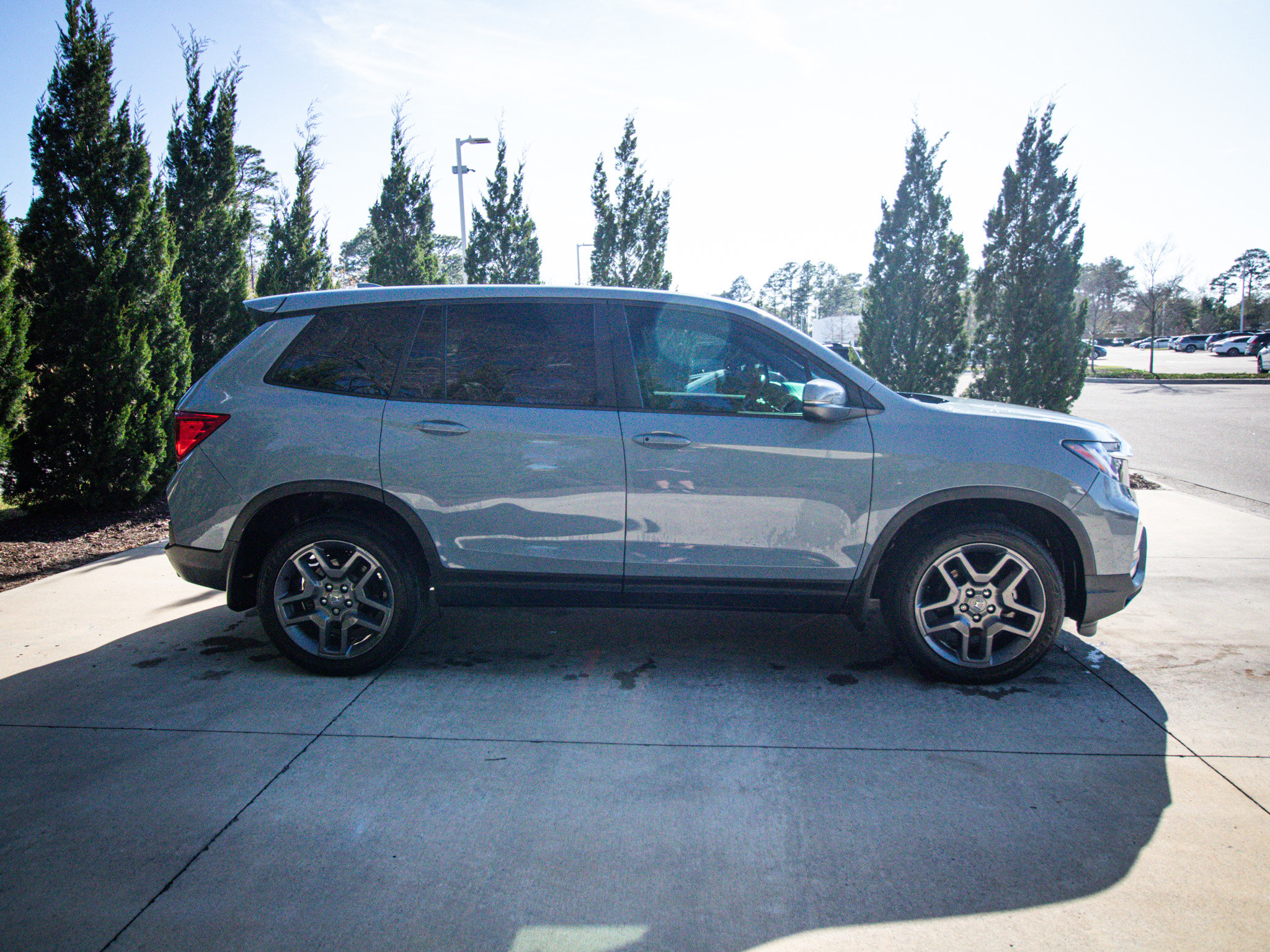 Used 2023 Honda Passport EX-L image 11