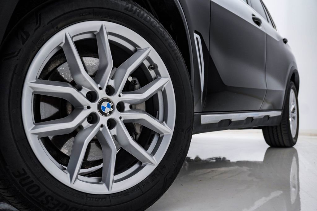 Used 2020 BMW X5 xDrive40i w/ Convenience Package AWD/4WD image 5
