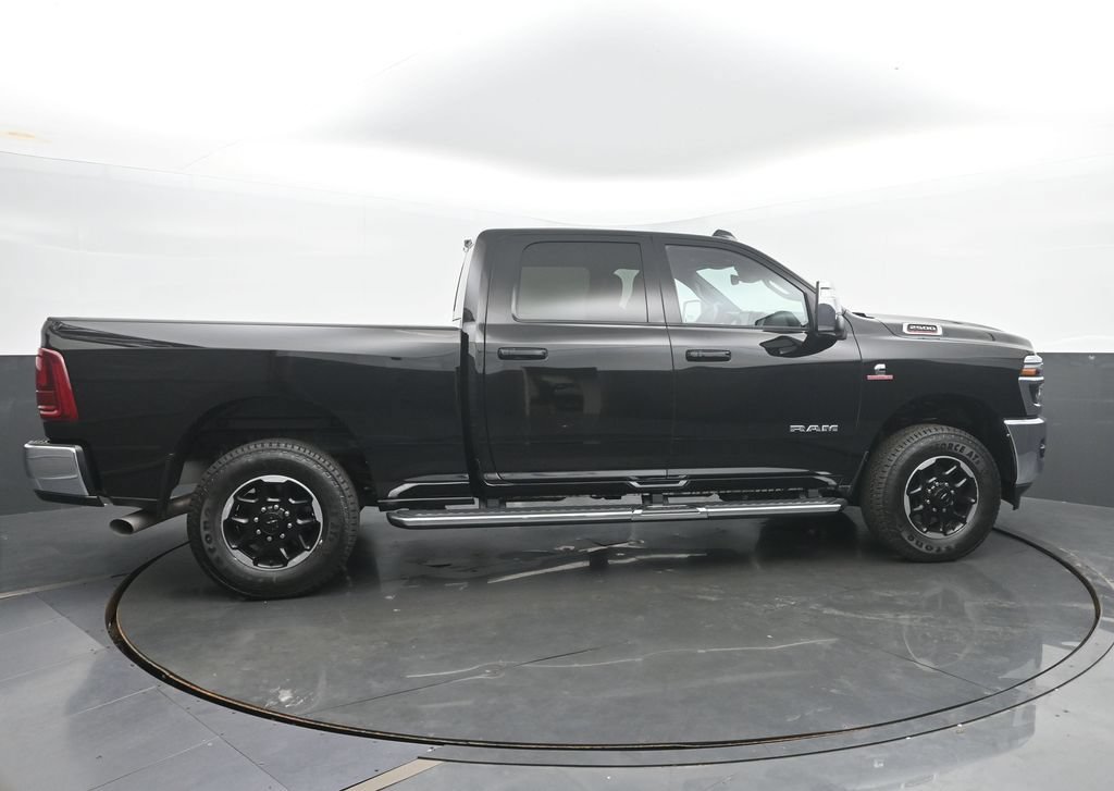 Used 2025 RAM 2500 Laramie AWD/4WD image 7
