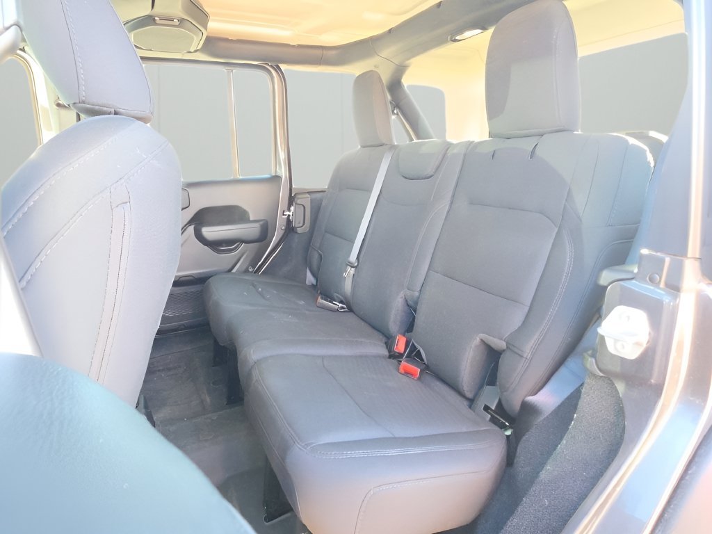 Used 2022 Jeep Wrangler Unlimited Sport AWD/4WD image 10