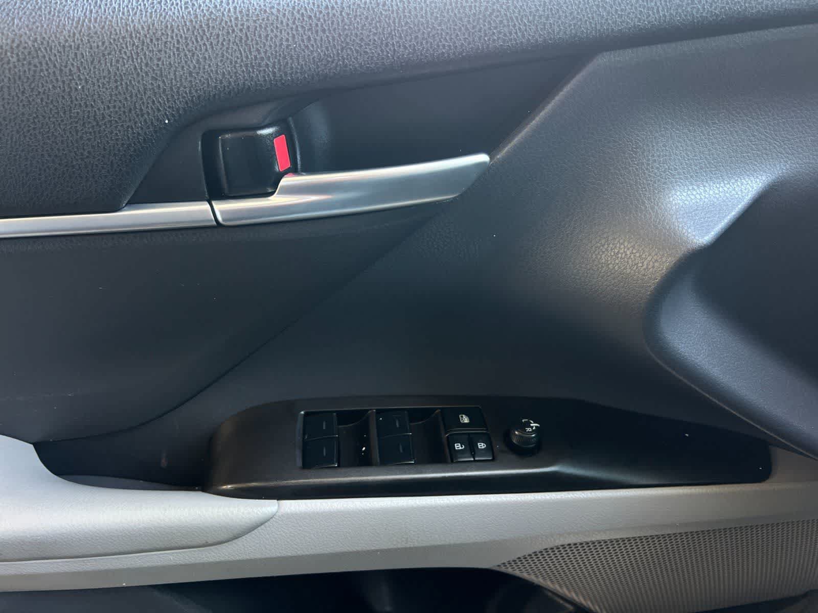 Used 2023 Toyota Camry LE FWD image 13