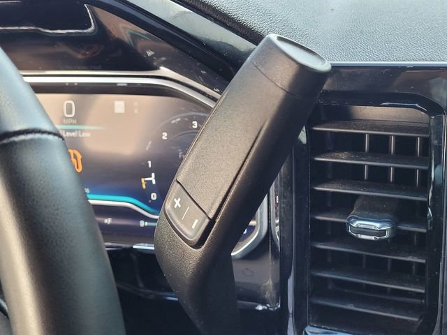 Used 2025 Chevrolet Silverado 2500 LT w/ Convenience Package image 19
