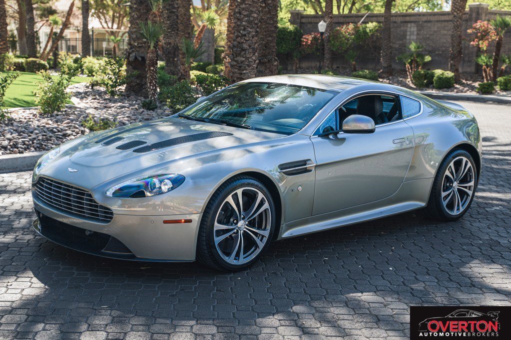 Used 2017 Aston Martin V12 Vantage S image 70