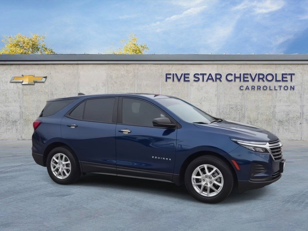 Used 2022 Chevrolet Equinox LS w/ Driver Confidence II Package image 9