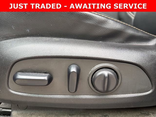 Used 2019 Chevrolet Traverse LT w/ LT Premium Package image 13